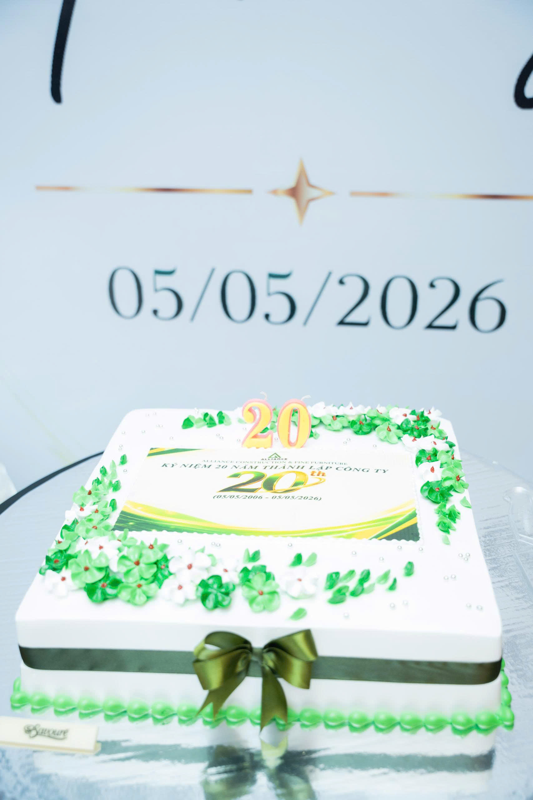 777
